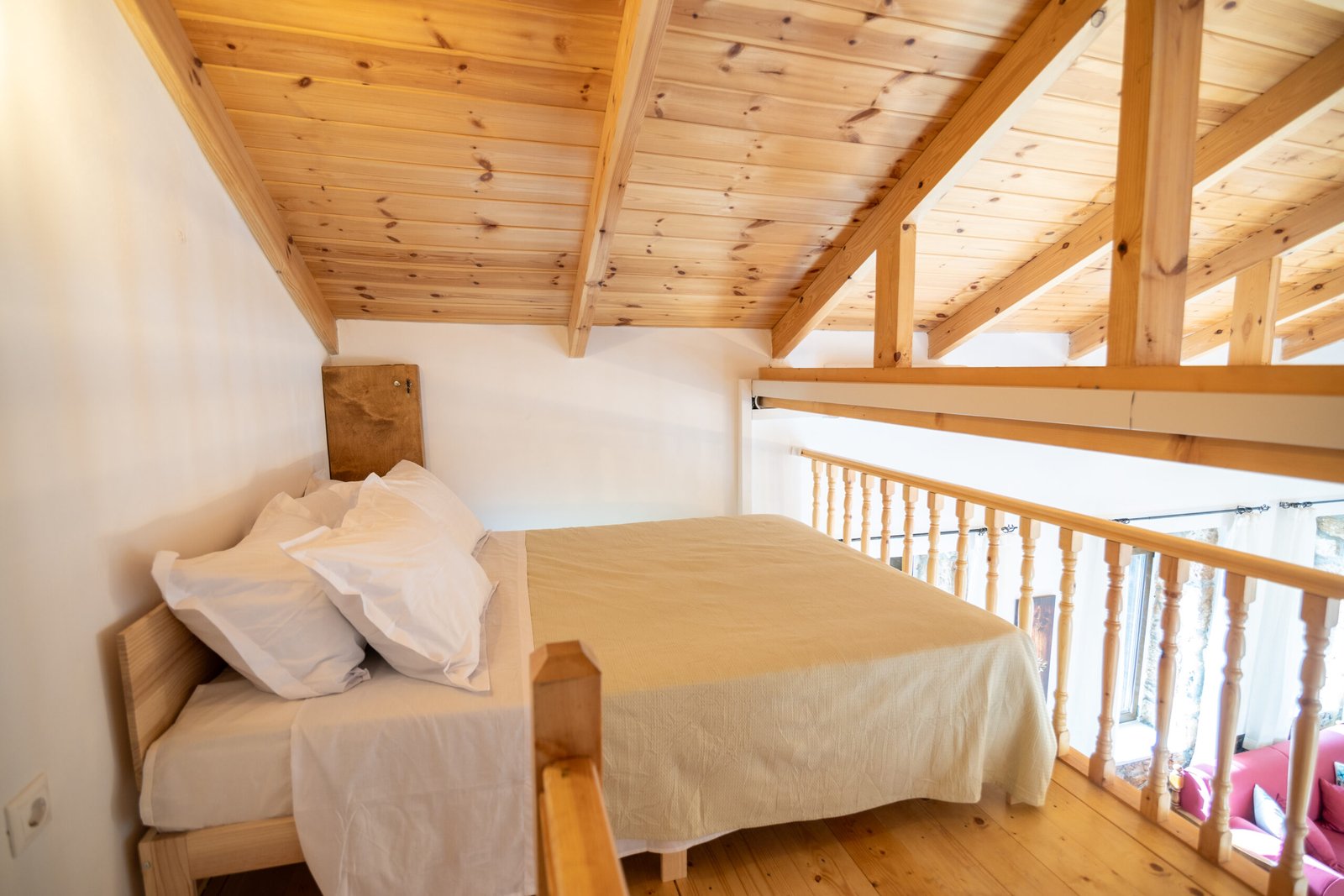 1 BED 2